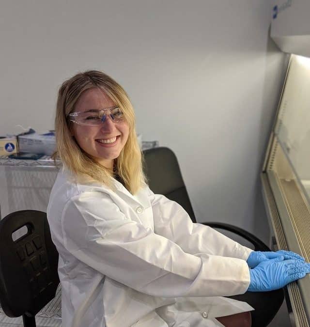 Entrevista en la Factoria al alumnado de electromedicina clínica