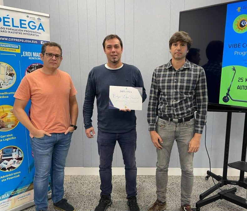 El CIFP Repélega LHII celebra la final del innovador concurso «Vibe Coding Erronka»